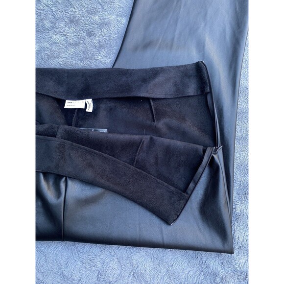 Asos Design Curve black stretch Faux leather look flare pants Matrix Goth Sz 16 - Picture 7 of 16